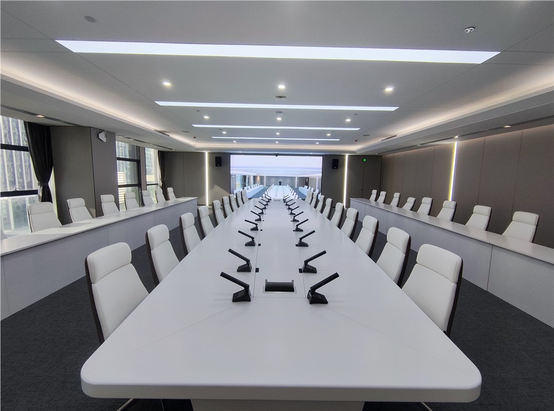 報告廳聲學設(shè)計中“吸音”和“擴聲”哪個更重要？